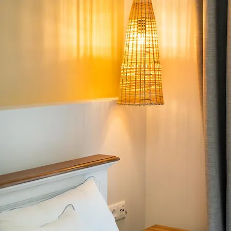 Onyro Aparthotel 4*